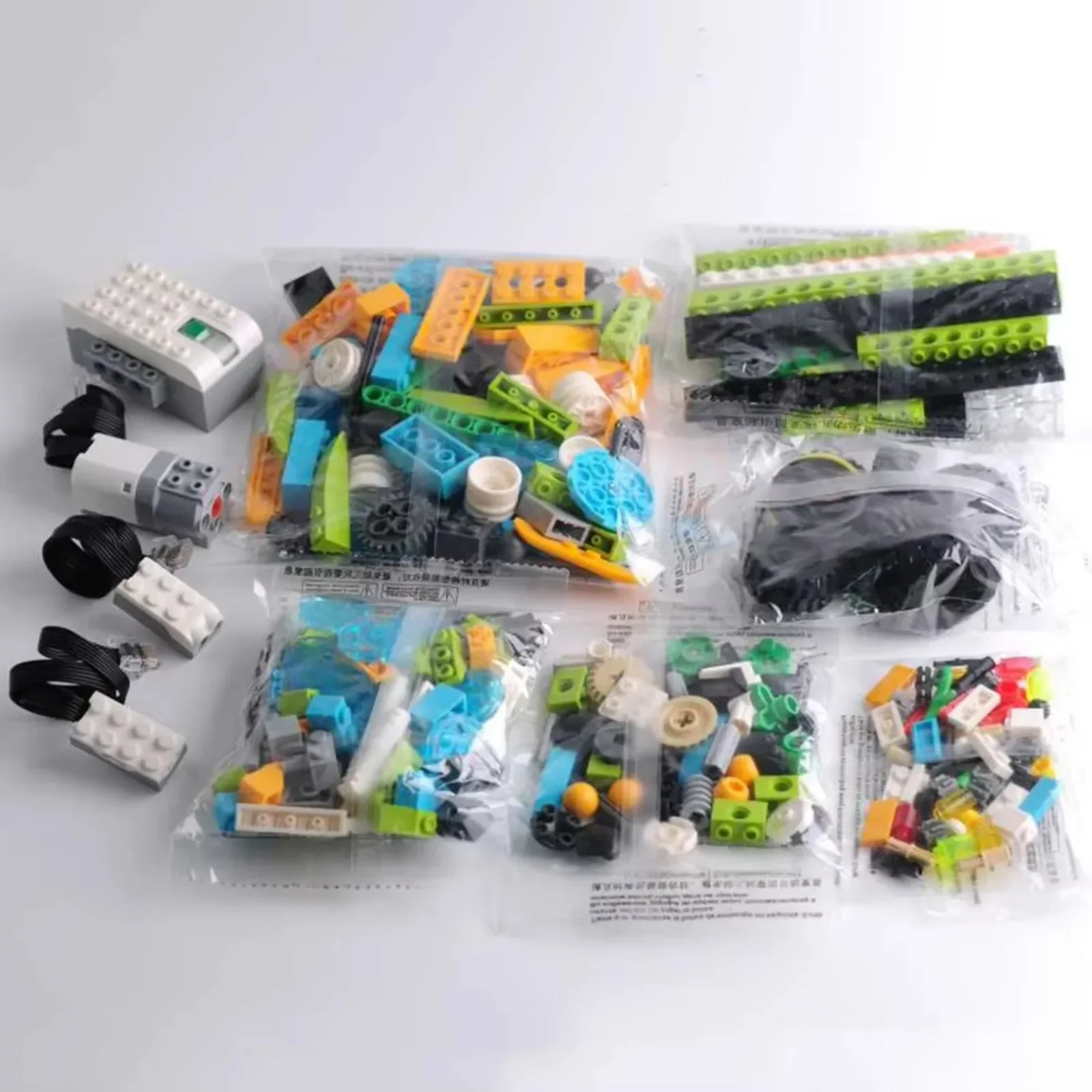 STEM We-do2.0 45300 コアプログラミングキ - Diy Electronics For Home のレビューと価格